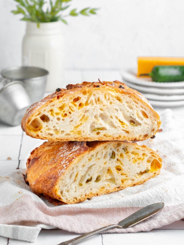 cropped-no-knead-cheddar-jalapeno-dutch-oven-bread-v2-1626-1.jpg