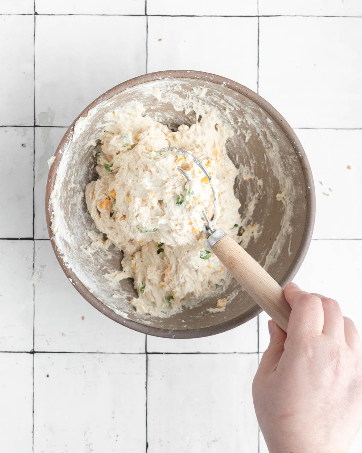 Jalapeno Cheddar Dutch Oven Bread (no knead!) - The Chunky Chef