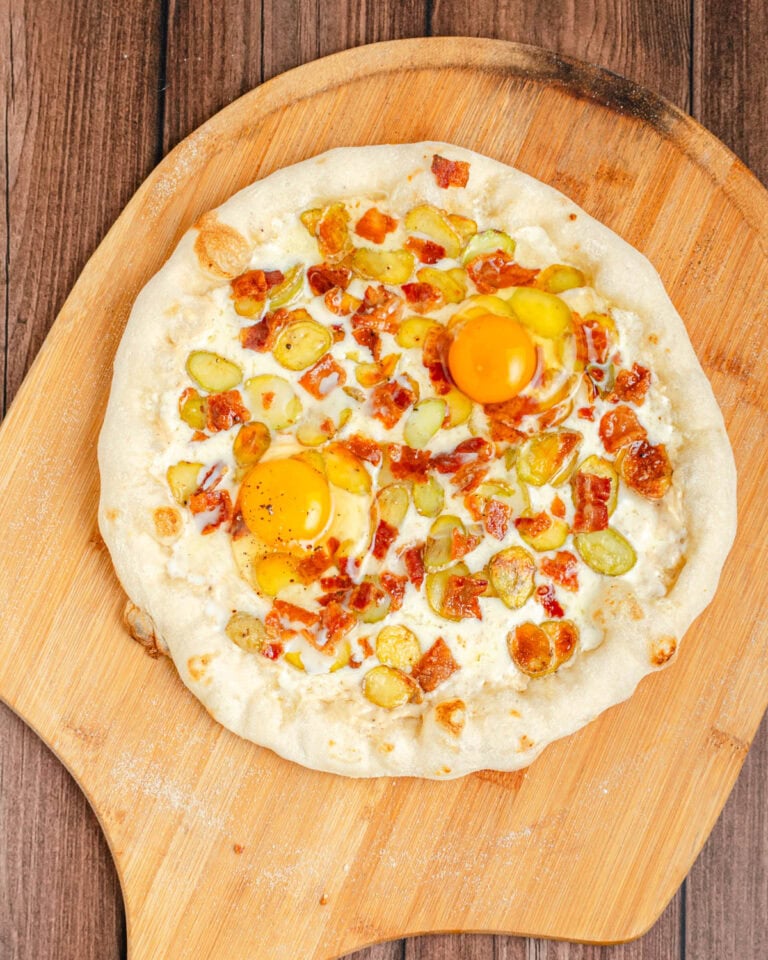 Breakfast Pizza Recipe with White Sauce & Baked Egg » the practical kitchen