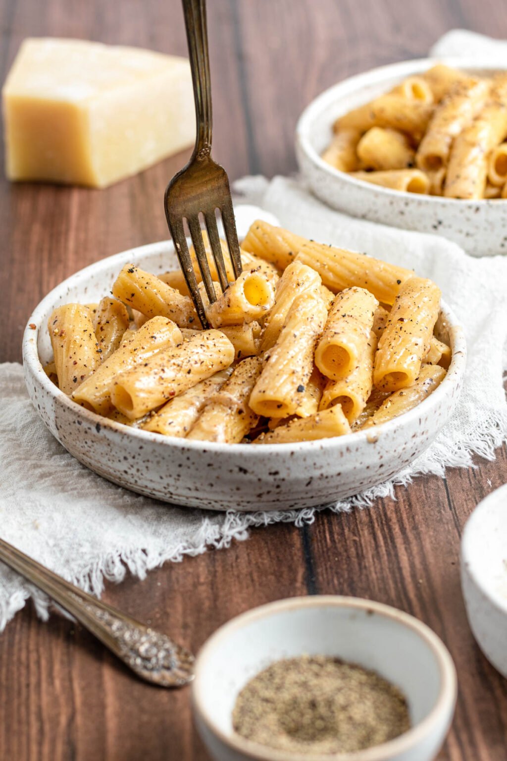Easy One Pan Cacio e Pepe Rigatoni » the practical kitchen