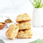 garlic cheddar biscuits