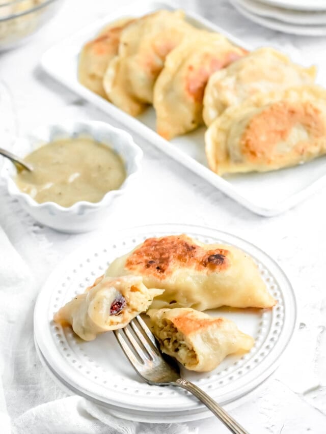 thanksgiving pierogi with stuffing