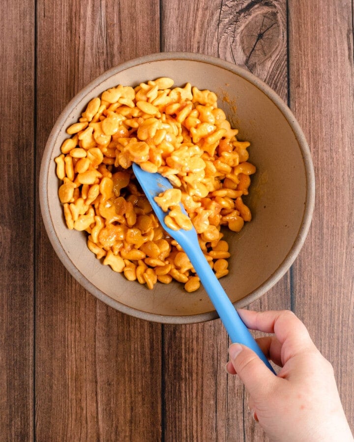 Spicy Goldfish Crackers » the practical kitchen